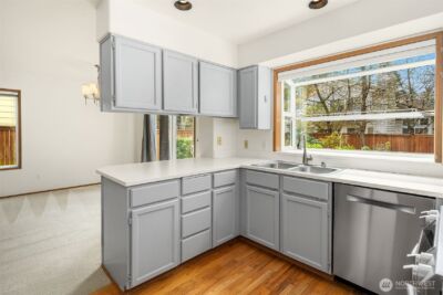 3603 254th Avenue SE, Sammamish, WA 98029 - Photo 10