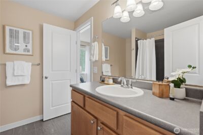 700 Front Street S #E206, Issaquah, WA 98027 - Photo 15