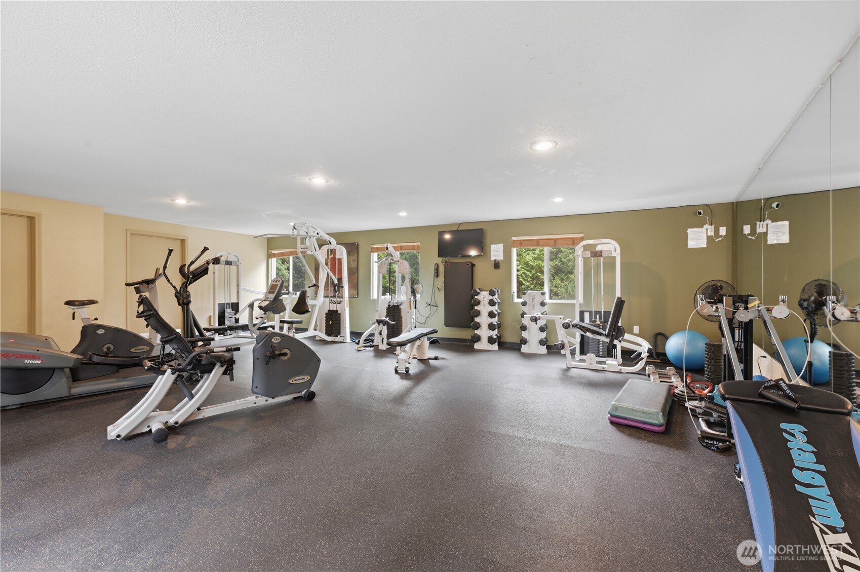 700 Front Street S #E206, Issaquah, WA 98027