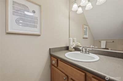 700 Front Street S #E206, Issaquah, WA 98027 - Photo 10