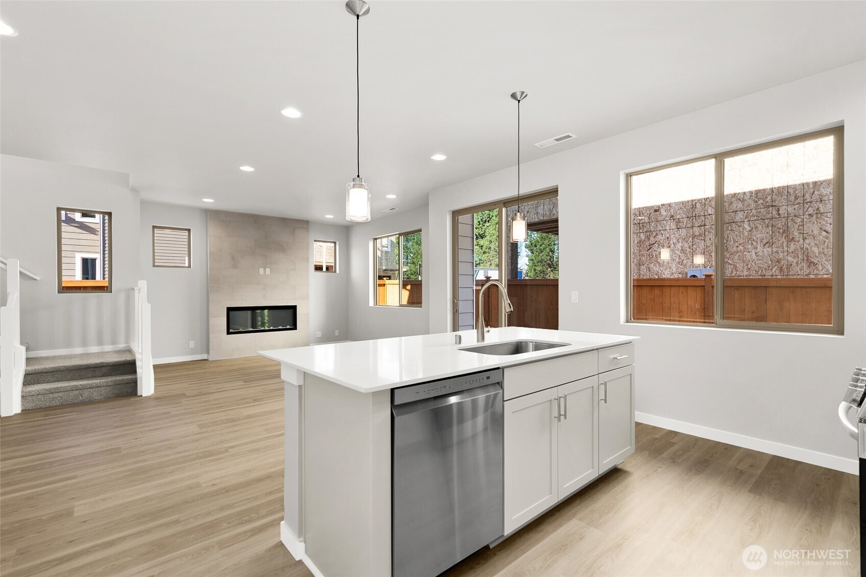 12420 SE 256th Place #14, Kent, WA 98030