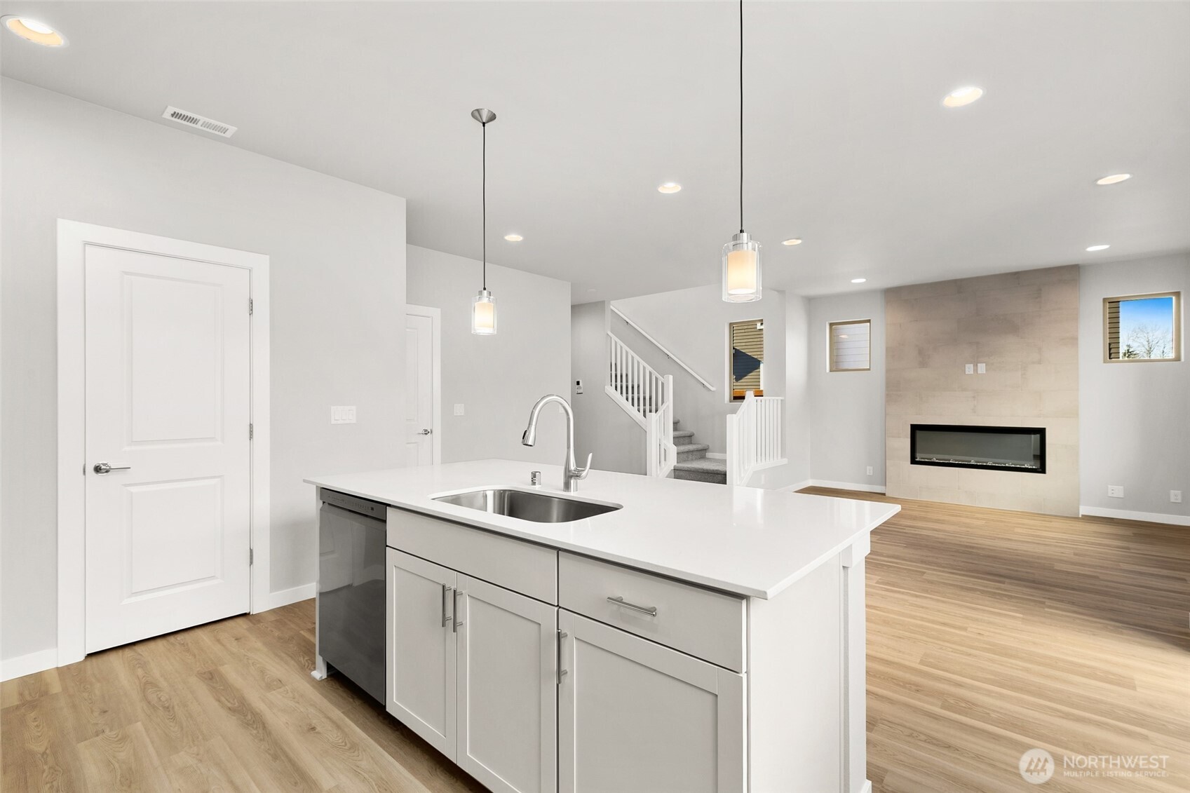 12420 SE 256th Place #14, Kent, WA 98030