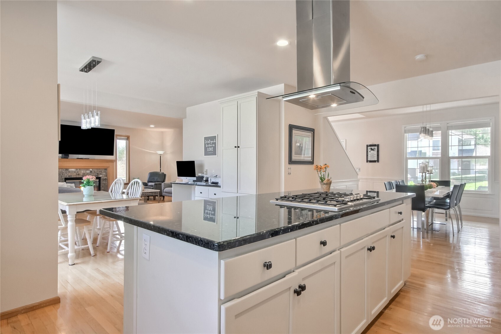 4115 52nd Street NE, Tacoma, WA 98422