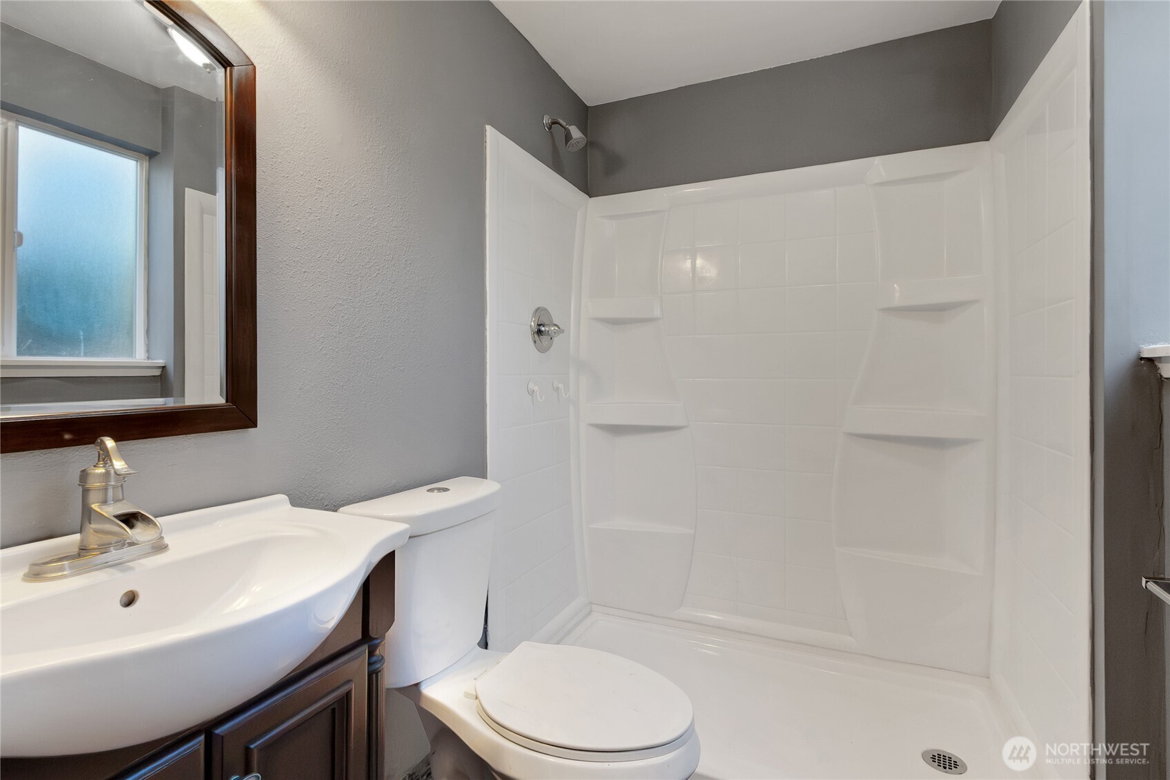 306 144th Street E, Tacoma, WA 98445-1323