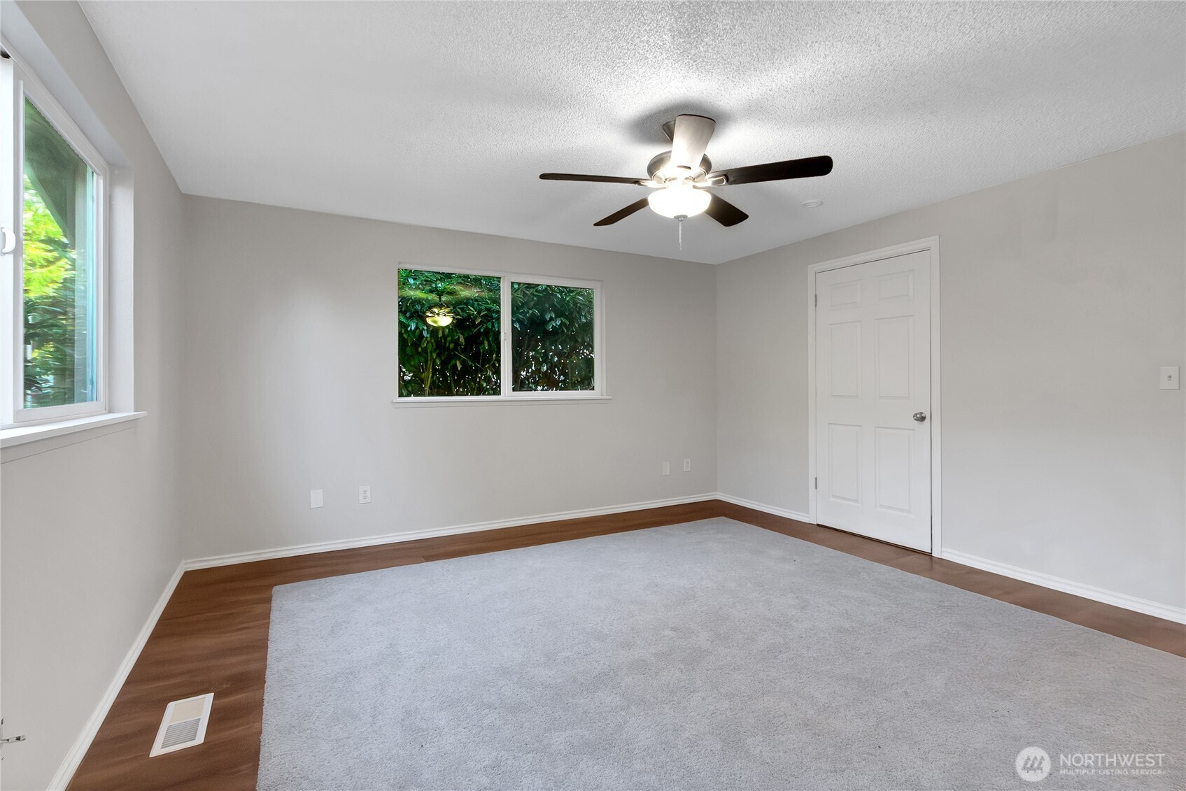 306 144th Street E, Tacoma, WA 98445-1323