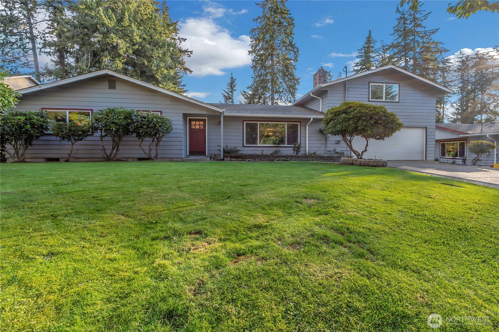 306 144th Street E, Tacoma, WA 98445-1323