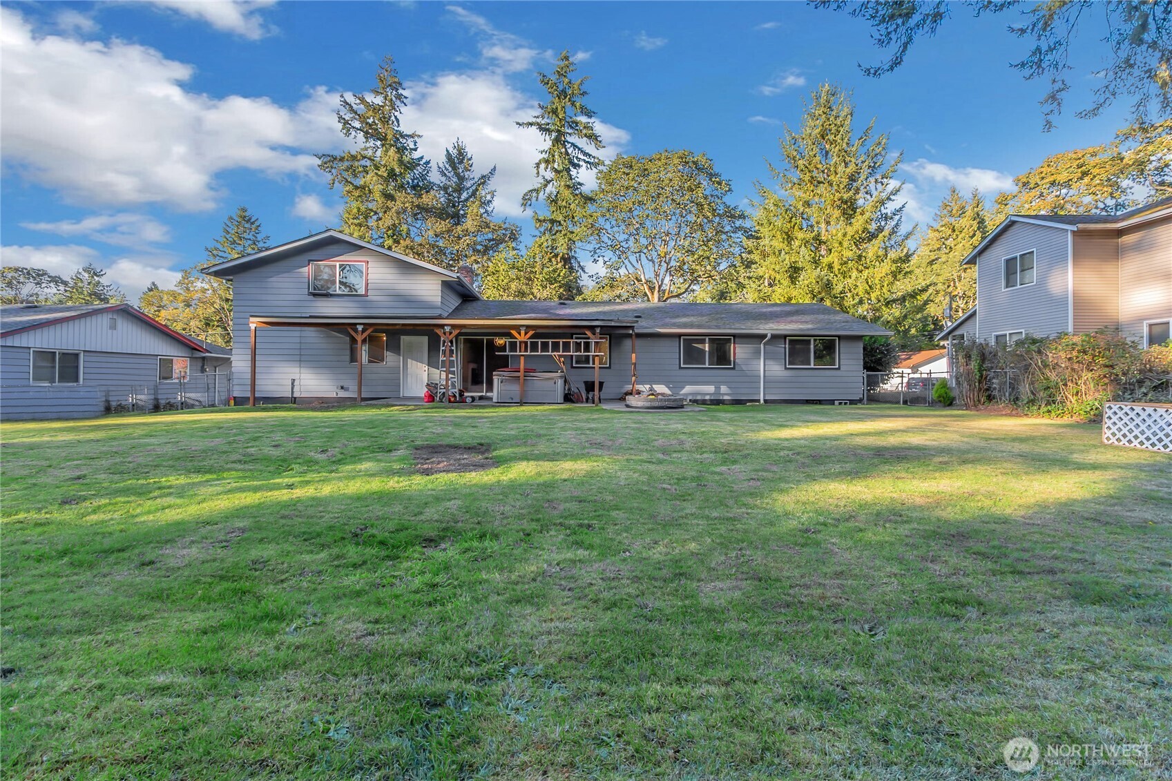 306 144th Street E, Tacoma, WA 98445-1323