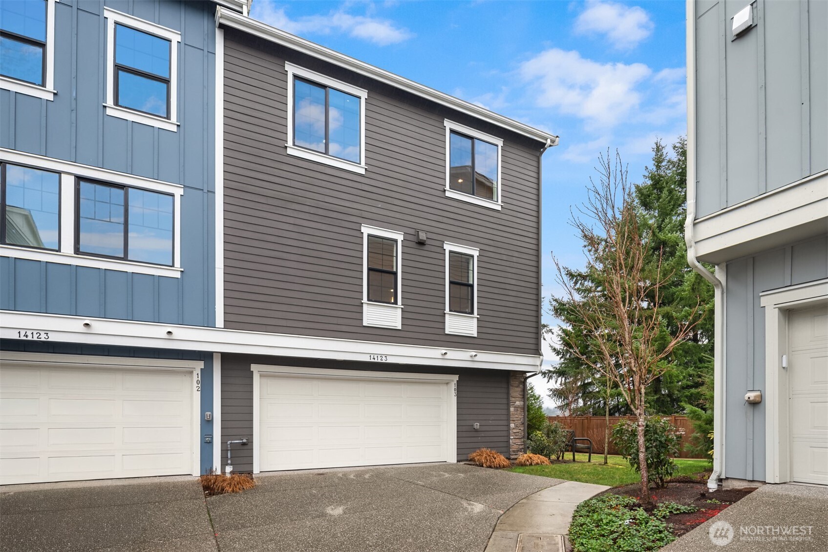 14123 266th Avenue NE #103, Duvall, WA 98019