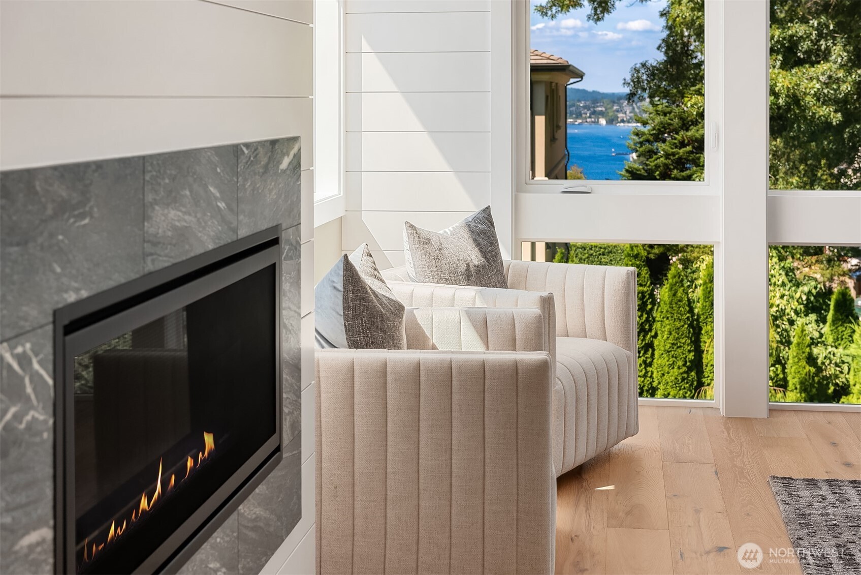 9812 NE 31st Street , Bellevue, WA 98004