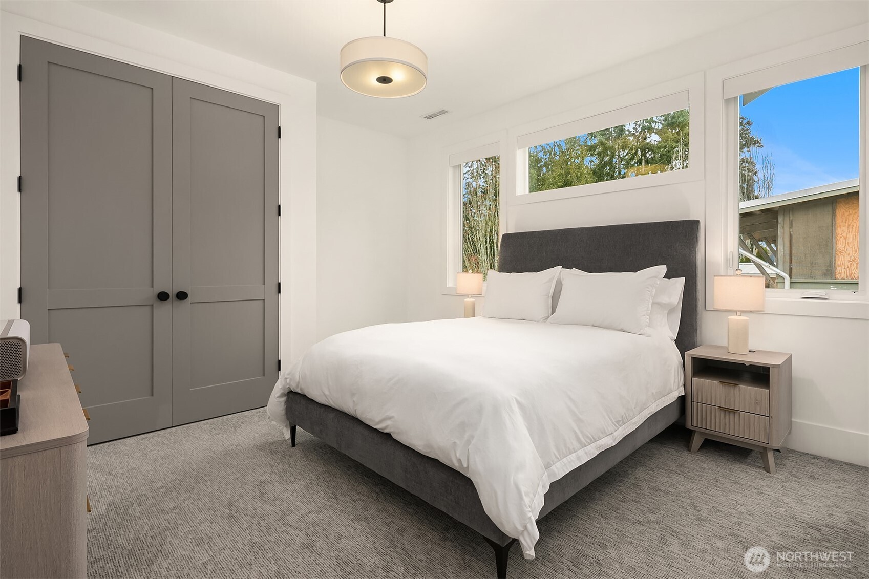 9812 NE 31st Street , Bellevue, WA 98004