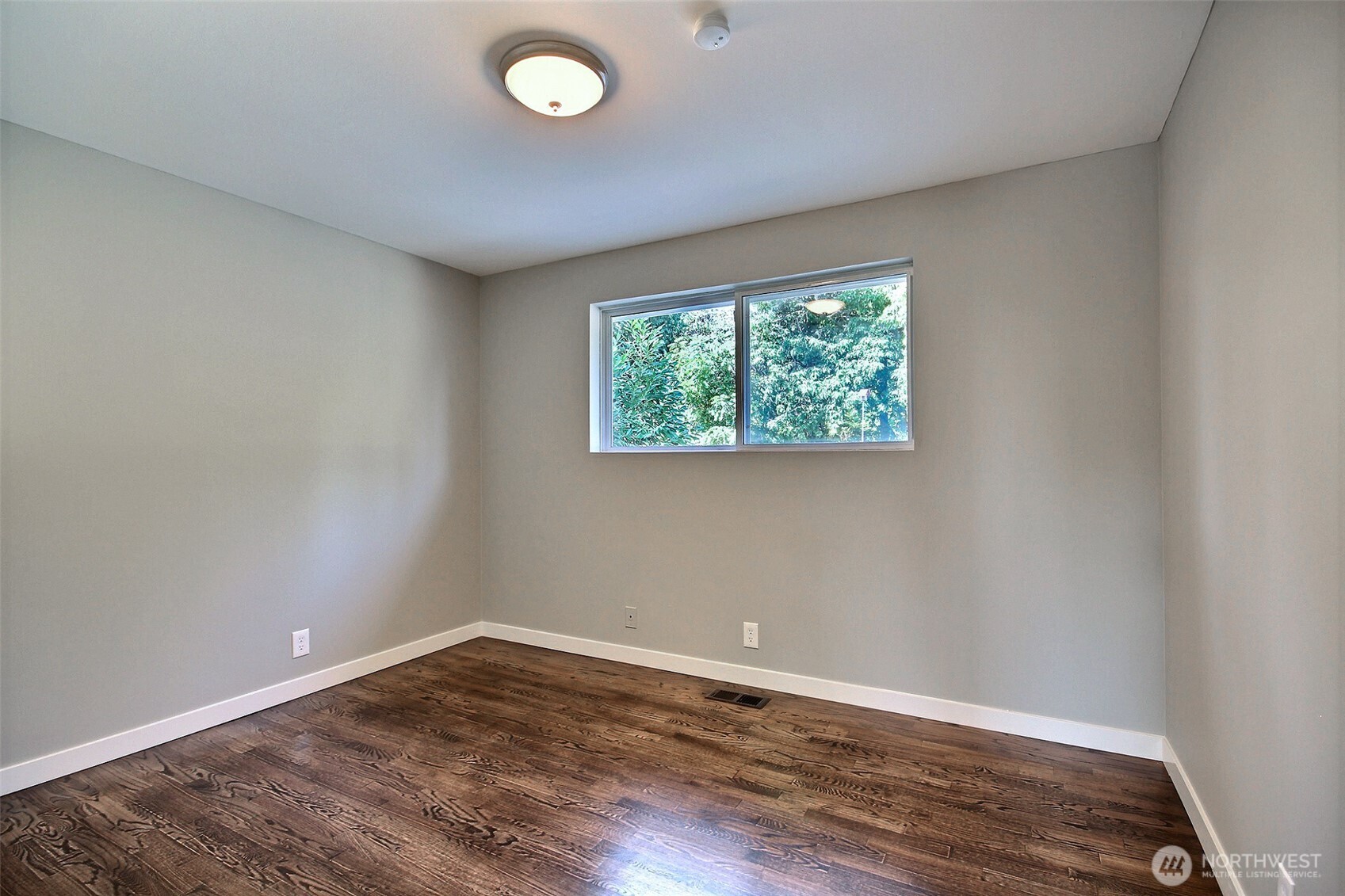 310 9th Avenue , Kirkland, WA 98033