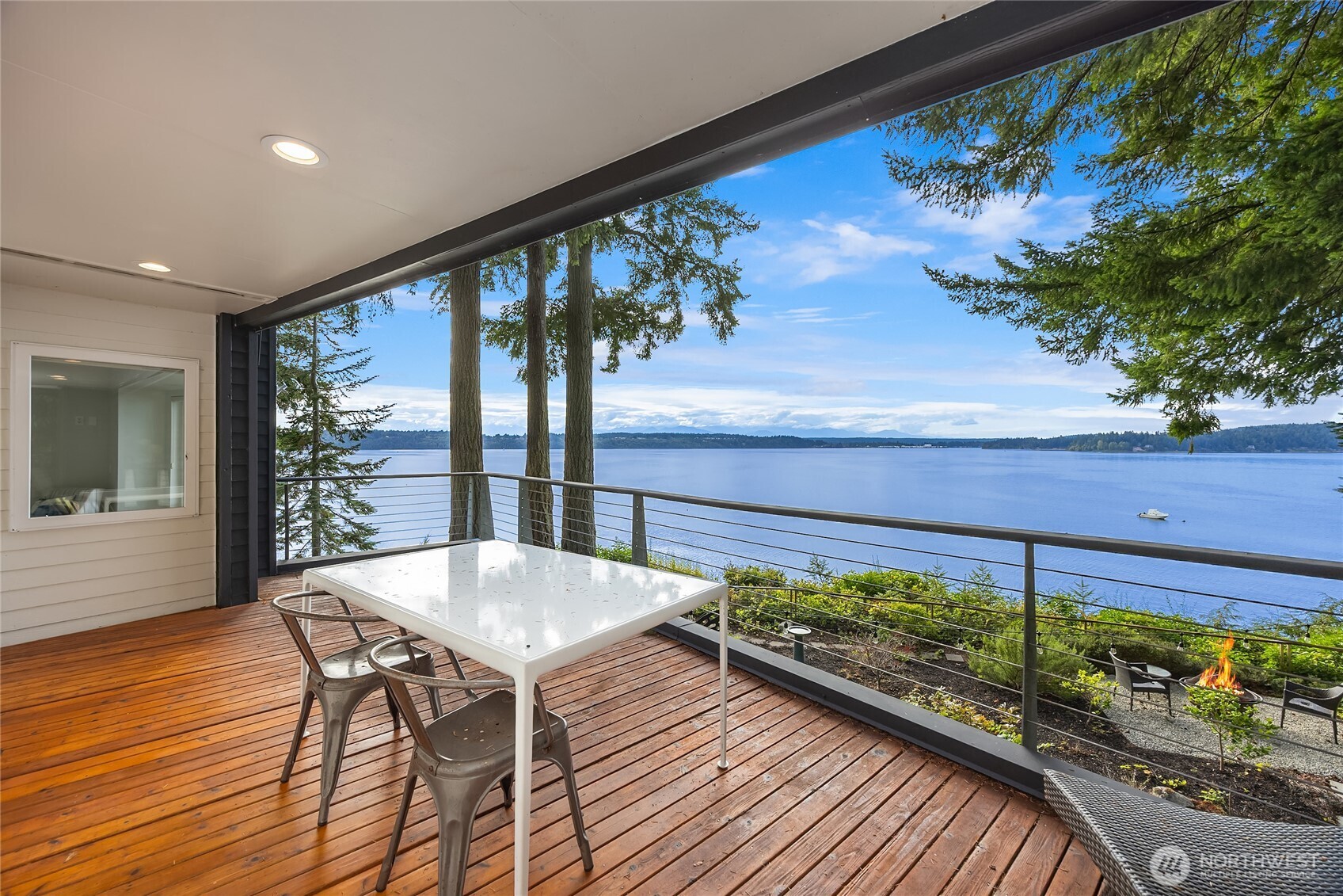 12145 Arrow Point Loop NE, Bainbridge Island, WA 98110