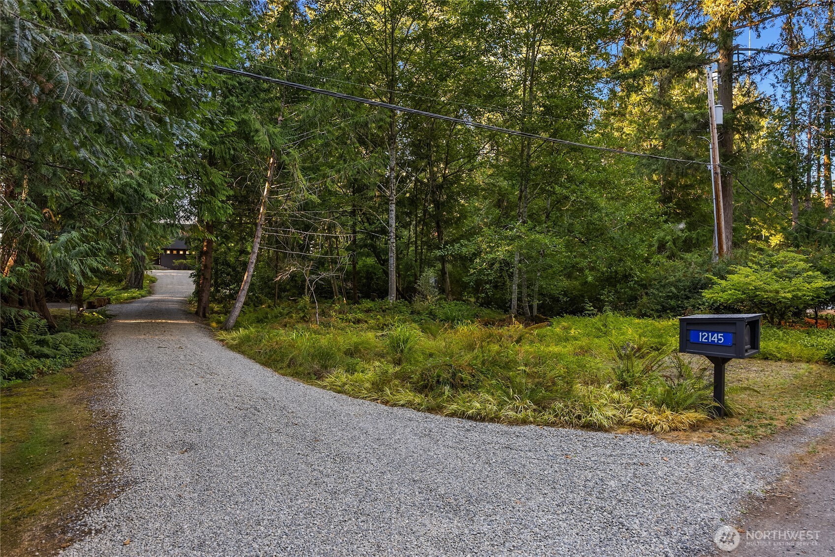 12145 Arrow Point Loop NE, Bainbridge Island, WA 98110