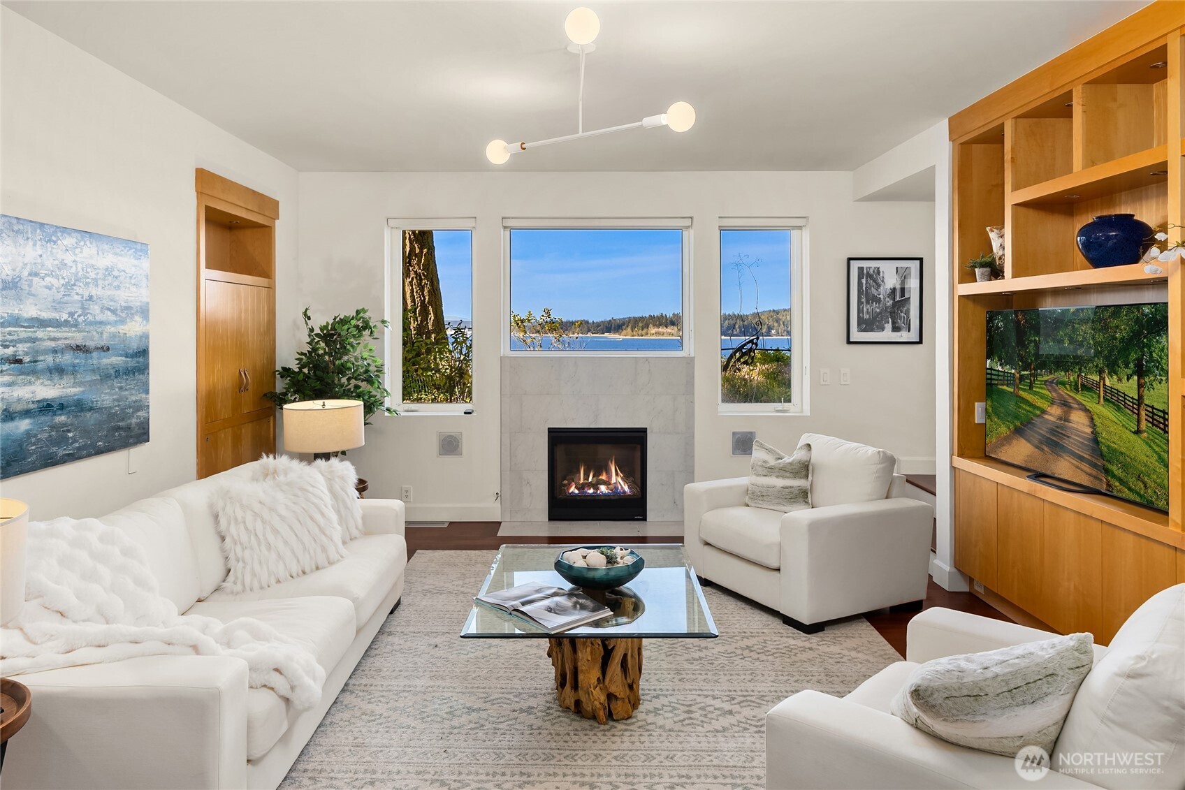 12145 Arrow Point Loop NE, Bainbridge Island, WA 98110
