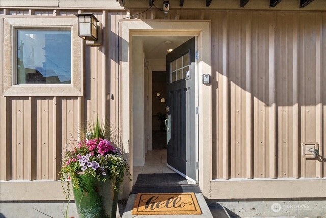 836 NW 52nd Street #B, Seattle, WA 98107