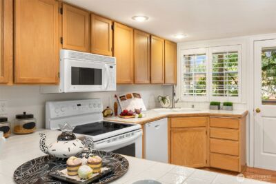 6510 115th Place SE, Bellevue, WA 98006 - Photo 11