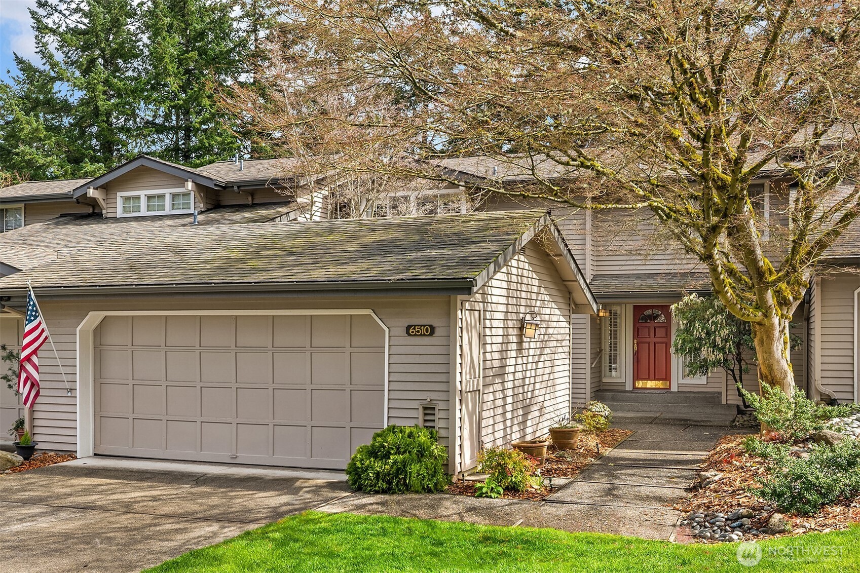 6510 115th Place SE, Bellevue, WA 98006