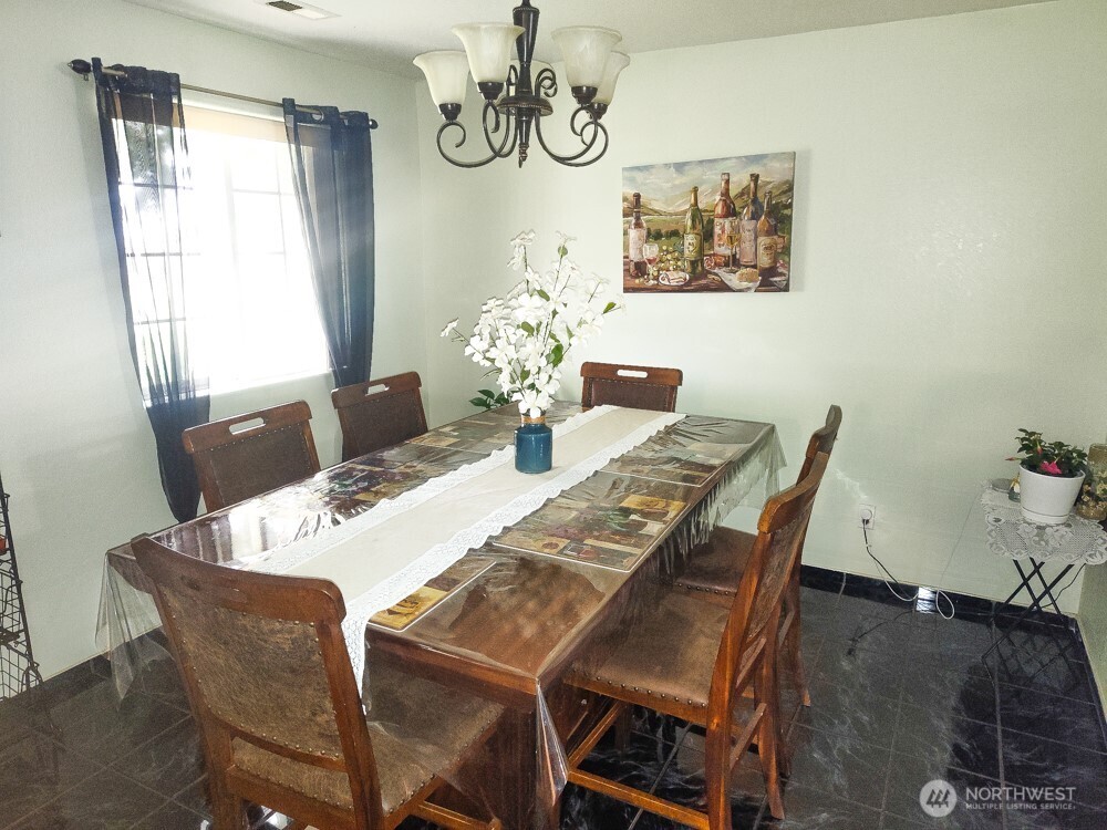 12749 SW Dodson Road , Royal City, WA 99357