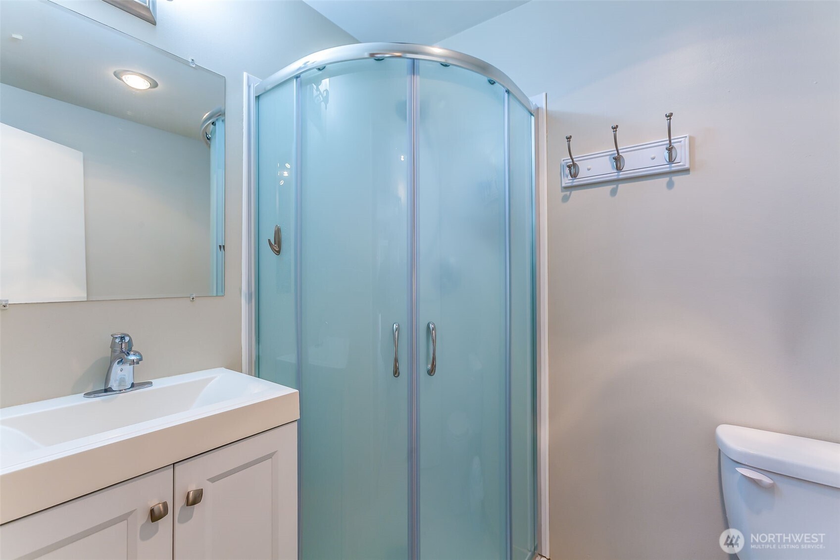 1214 Taylor Avenue N #201, Seattle, WA 98109