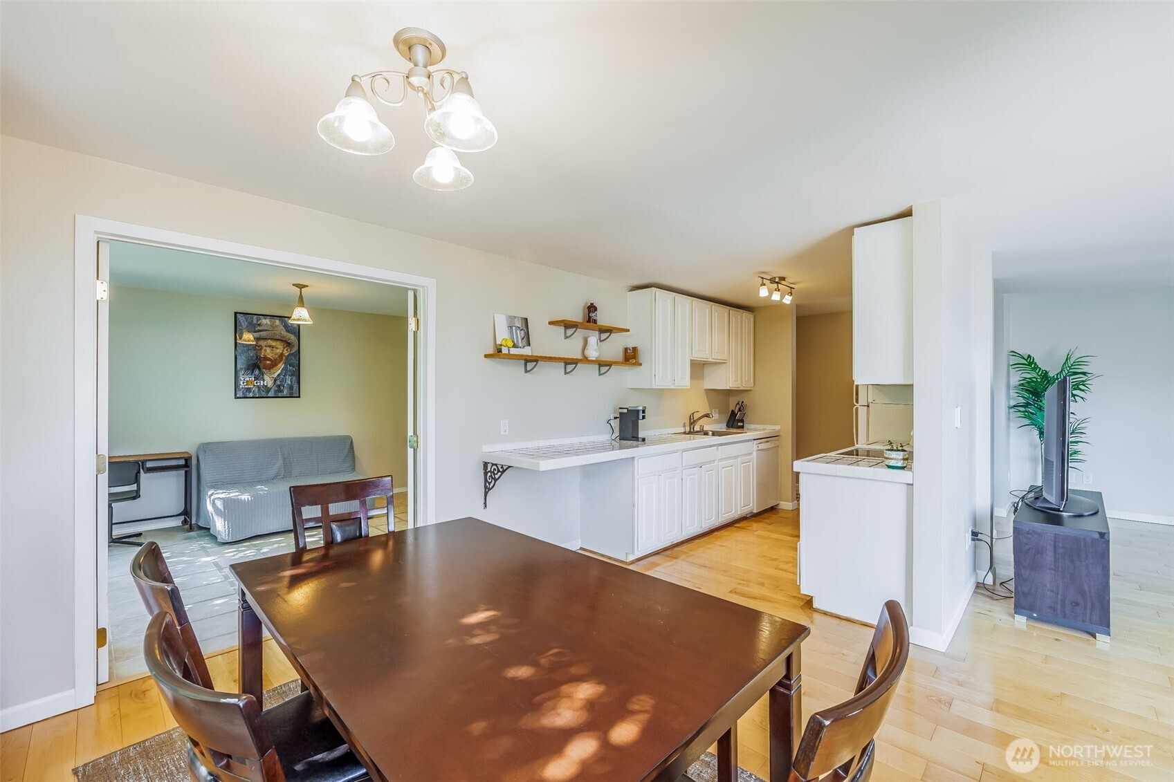 1214 Taylor Avenue N #201, Seattle, WA 98109