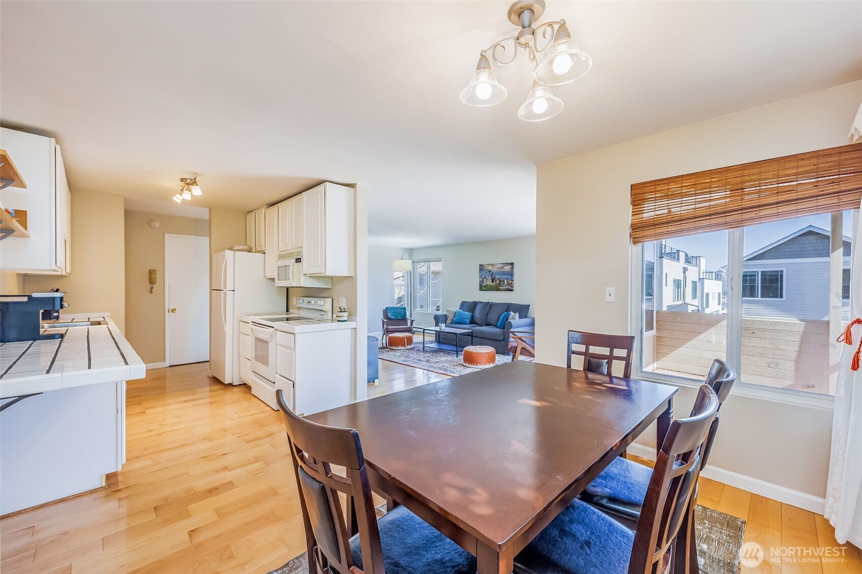 1214 Taylor Avenue N #201, Seattle, WA 98109