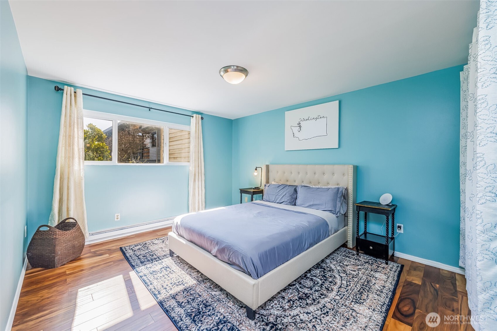 1214 Taylor Avenue N #201, Seattle, WA 98109
