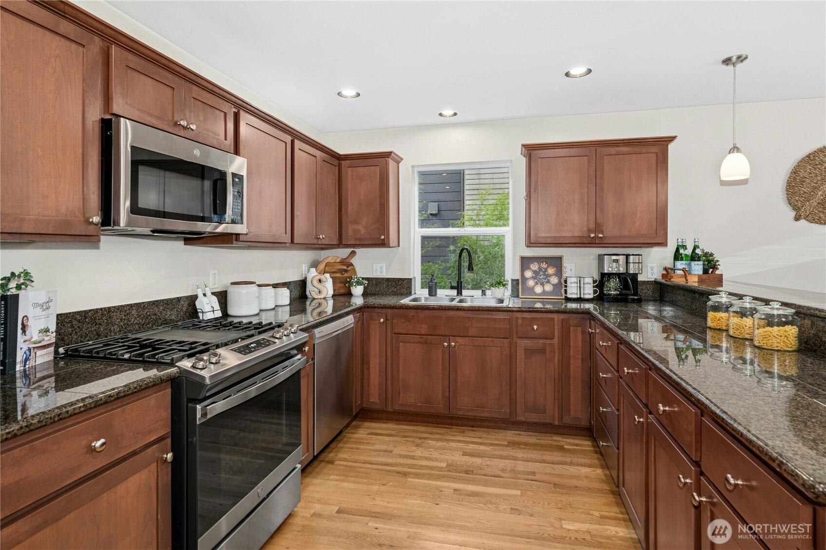 1341 14th Avenue S #B, Seattle, WA 98144