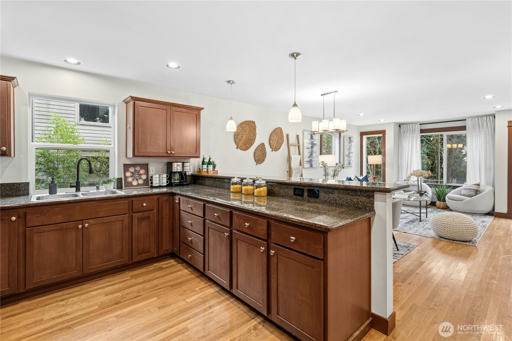 1341 14th Avenue S #B, Seattle, WA 98144