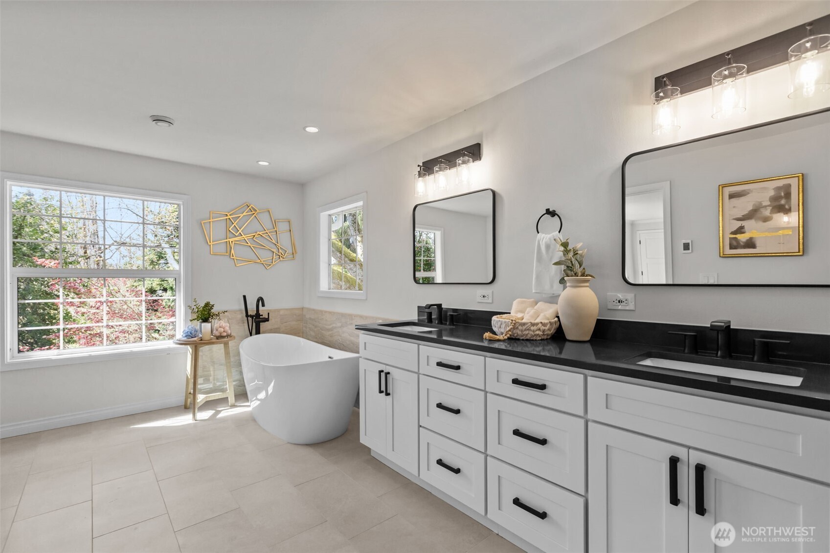 4181 42nd Avenue NE, Seattle, WA 98105