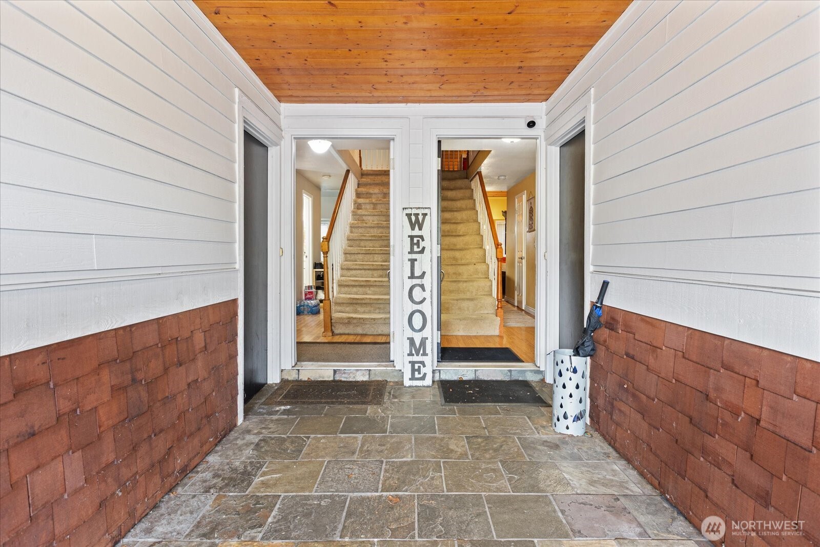 245 SE Croston Lane , Issaquah, WA 98027-3938