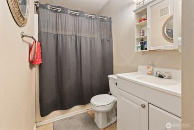 245 SE Croston Lane , Issaquah, WA 98027-3938 - Photo 15