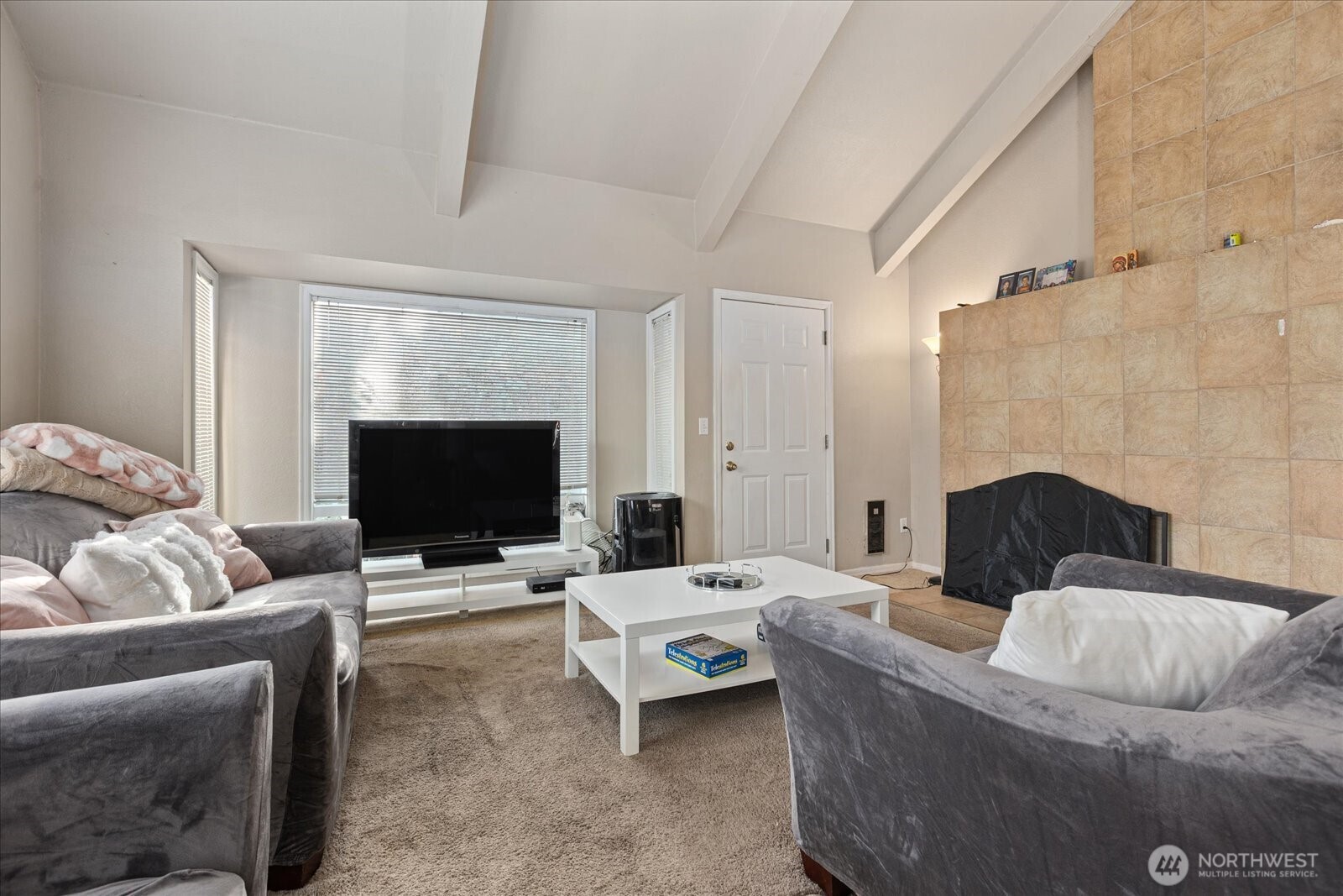 245 SE Croston Lane , Issaquah, WA 98027-3938