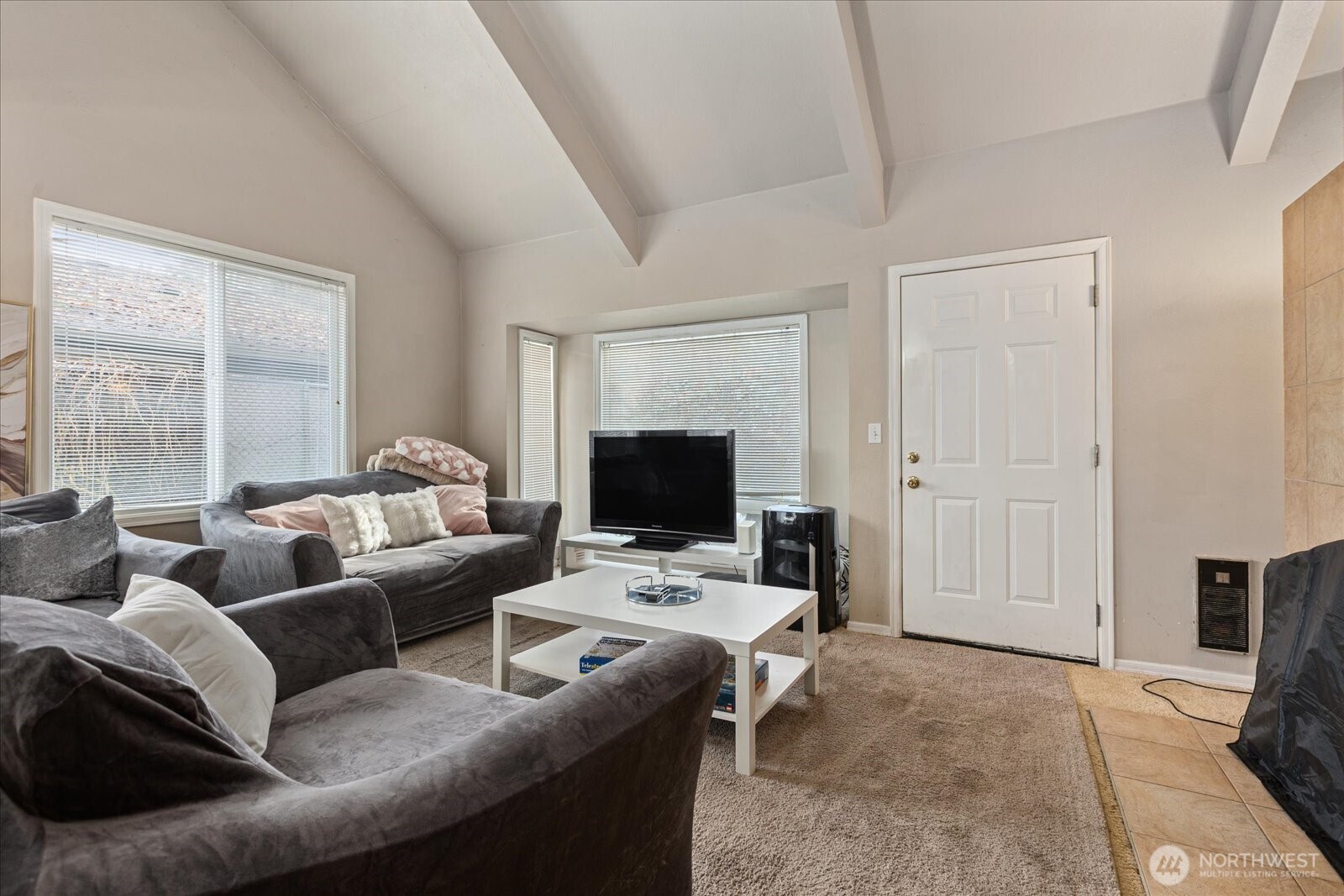 245 SE Croston Lane , Issaquah, WA 98027-3938