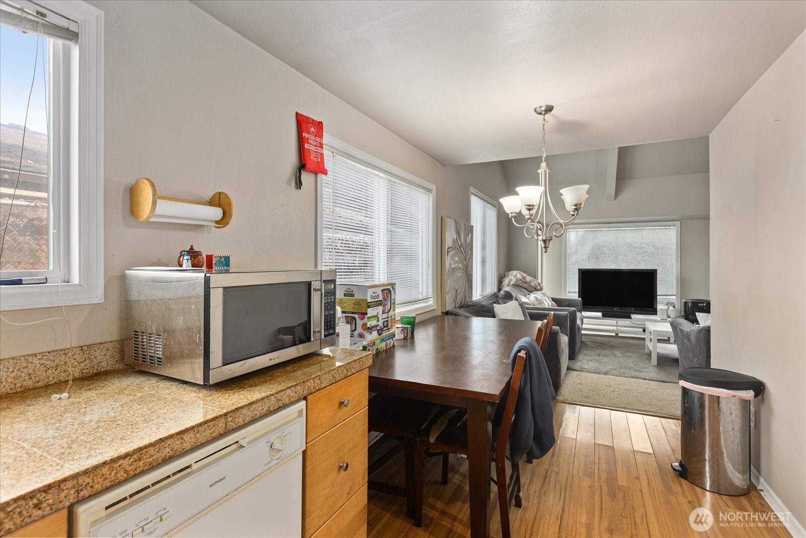 245 SE Croston Lane , Issaquah, WA 98027-3938