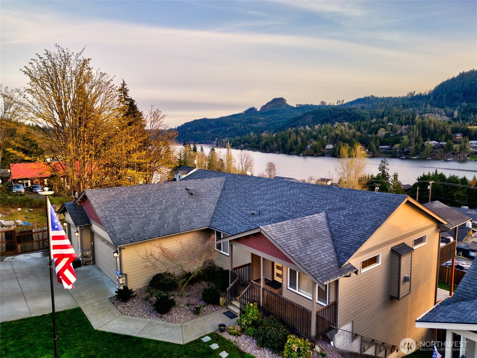 18180 Freedom Lane , Mount Vernon, WA 98274
