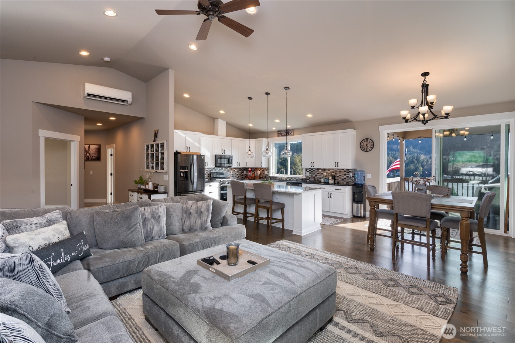 18180 Freedom Lane , Mount Vernon, WA 98274