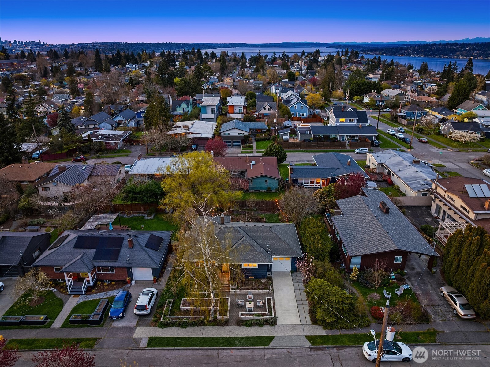 4846 S Juneau Street , Seattle, WA 98118