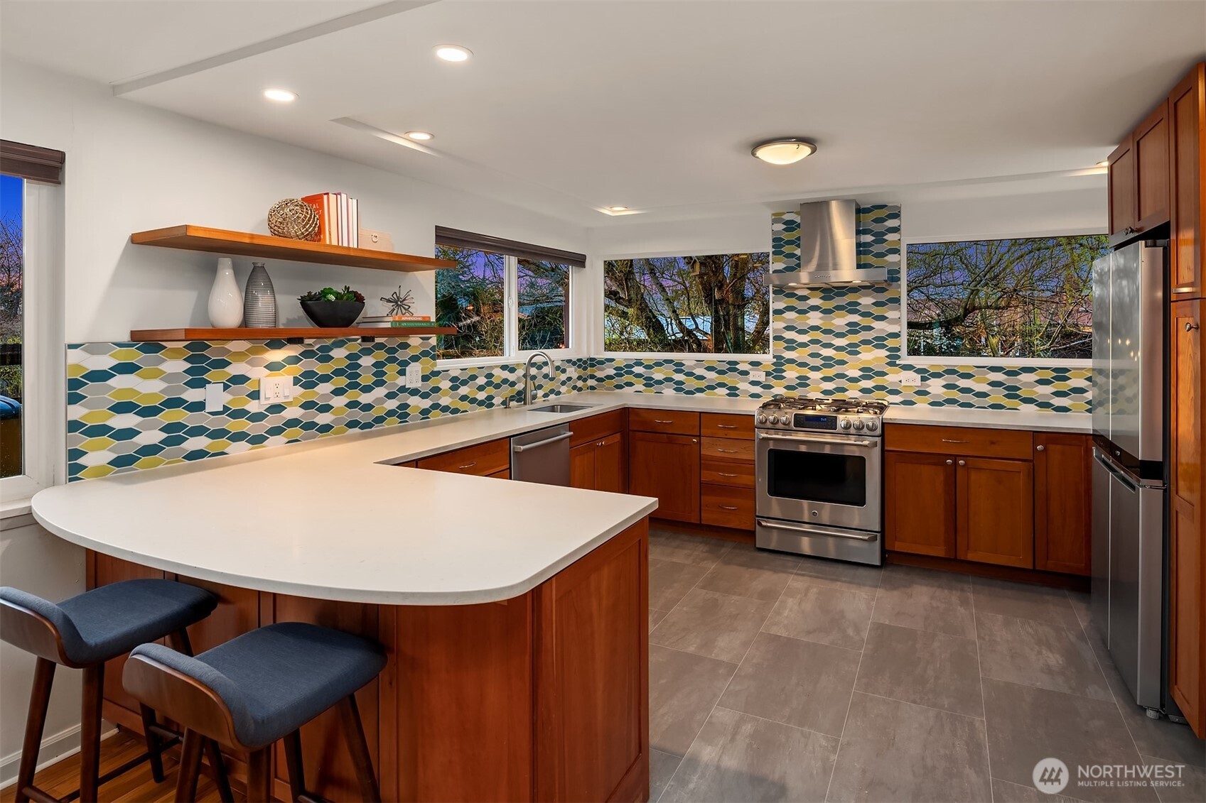 4846 S Juneau Street , Seattle, WA 98118