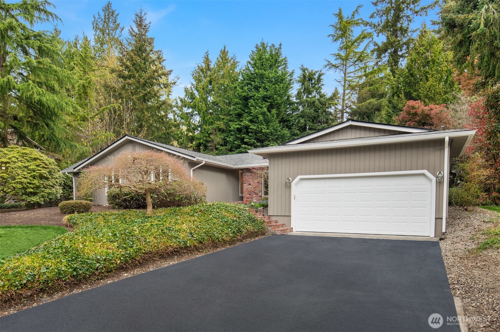 9205 34th Street E, Edgewood, WA 98371