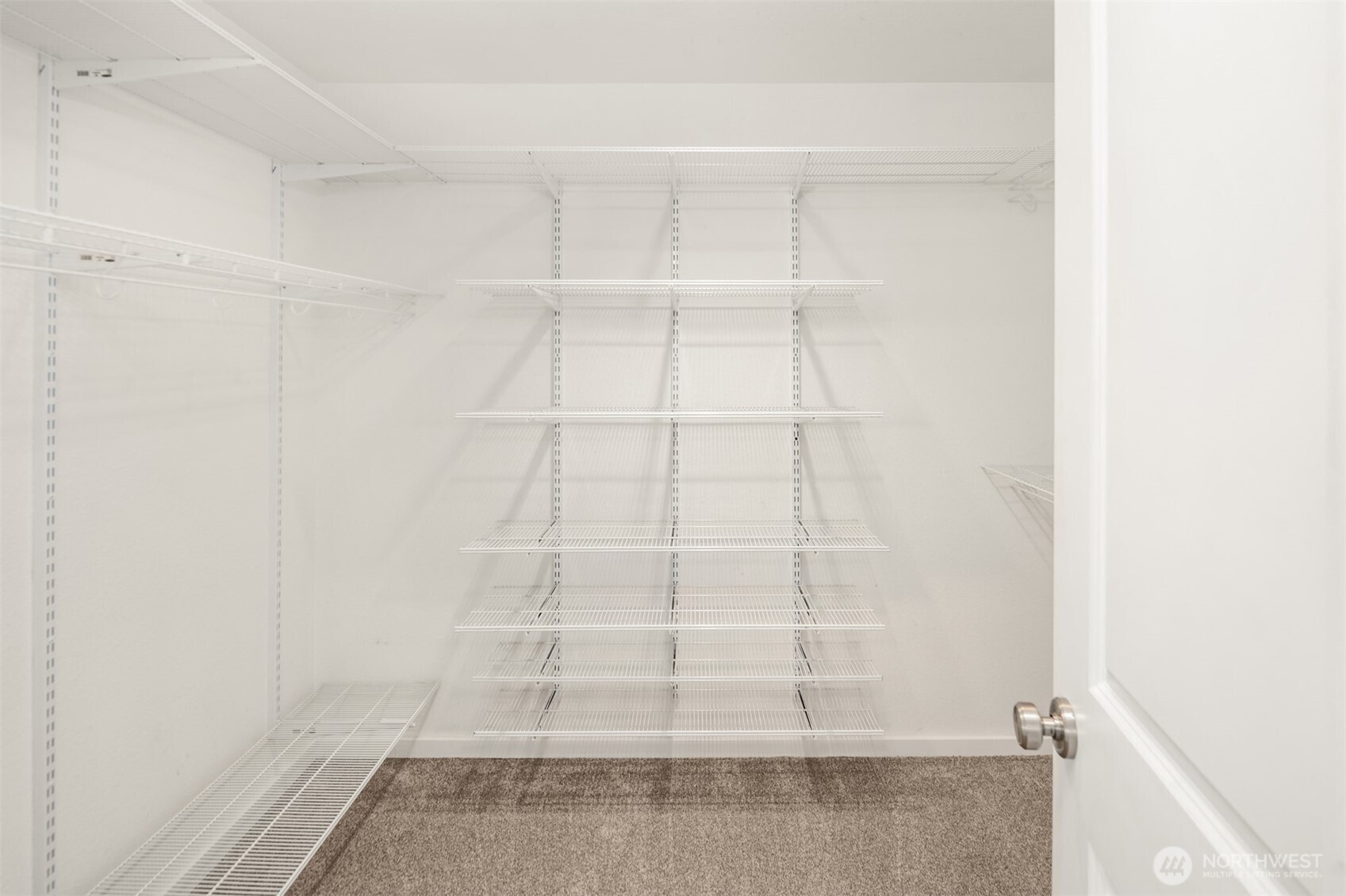 9205 34th Street E, Edgewood, WA 98371