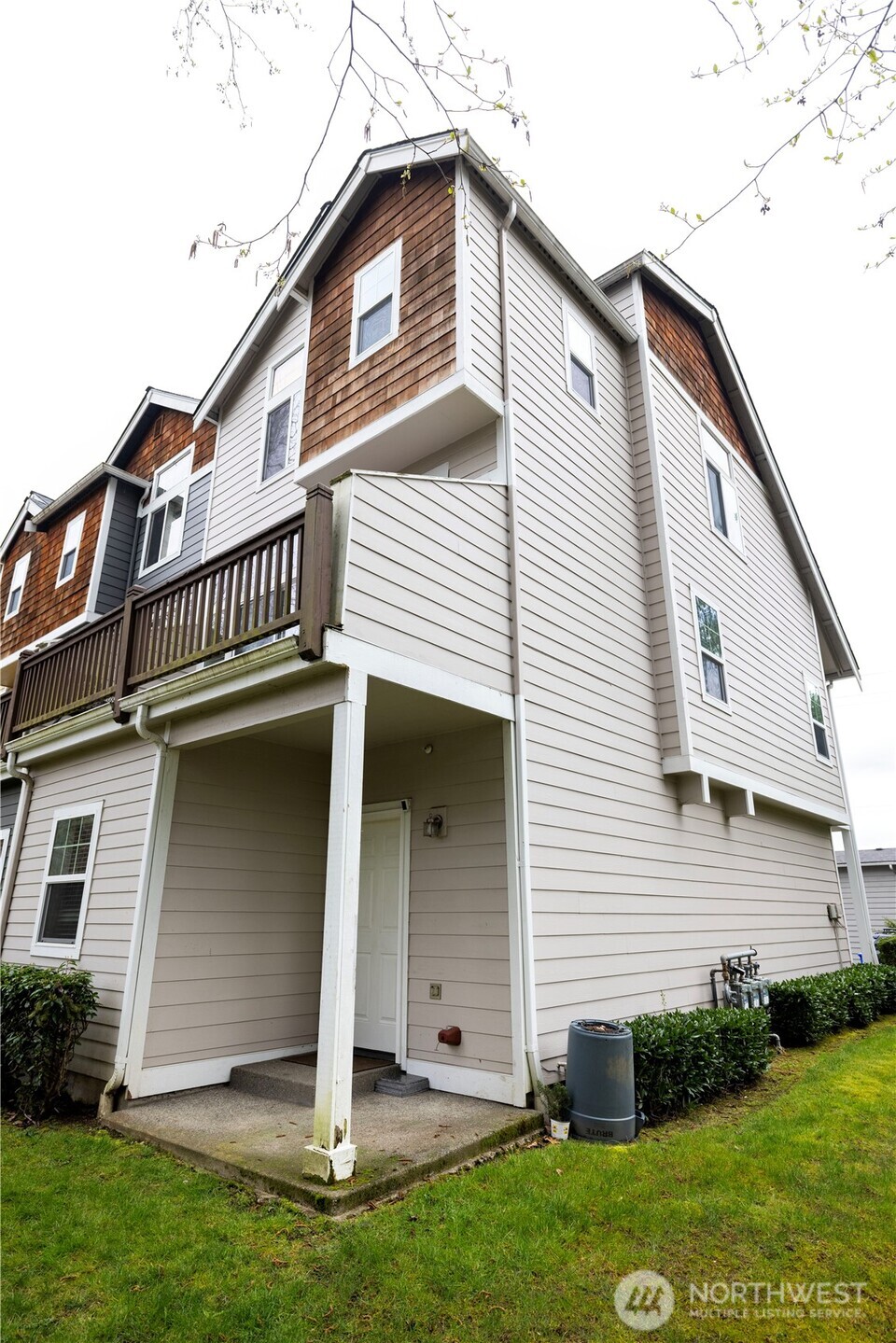 11556 SE 170th Court , Renton, WA 98055