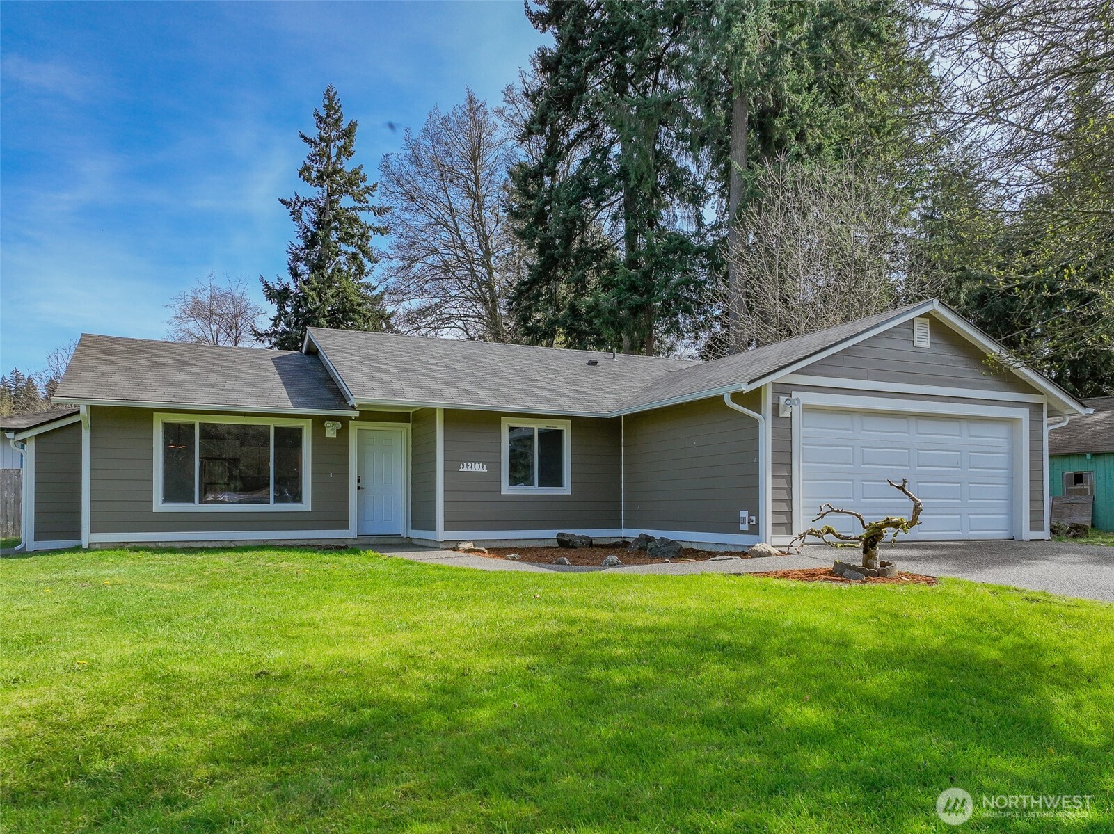 12101 Scott Creek Loop SW, Olympia, WA 98512