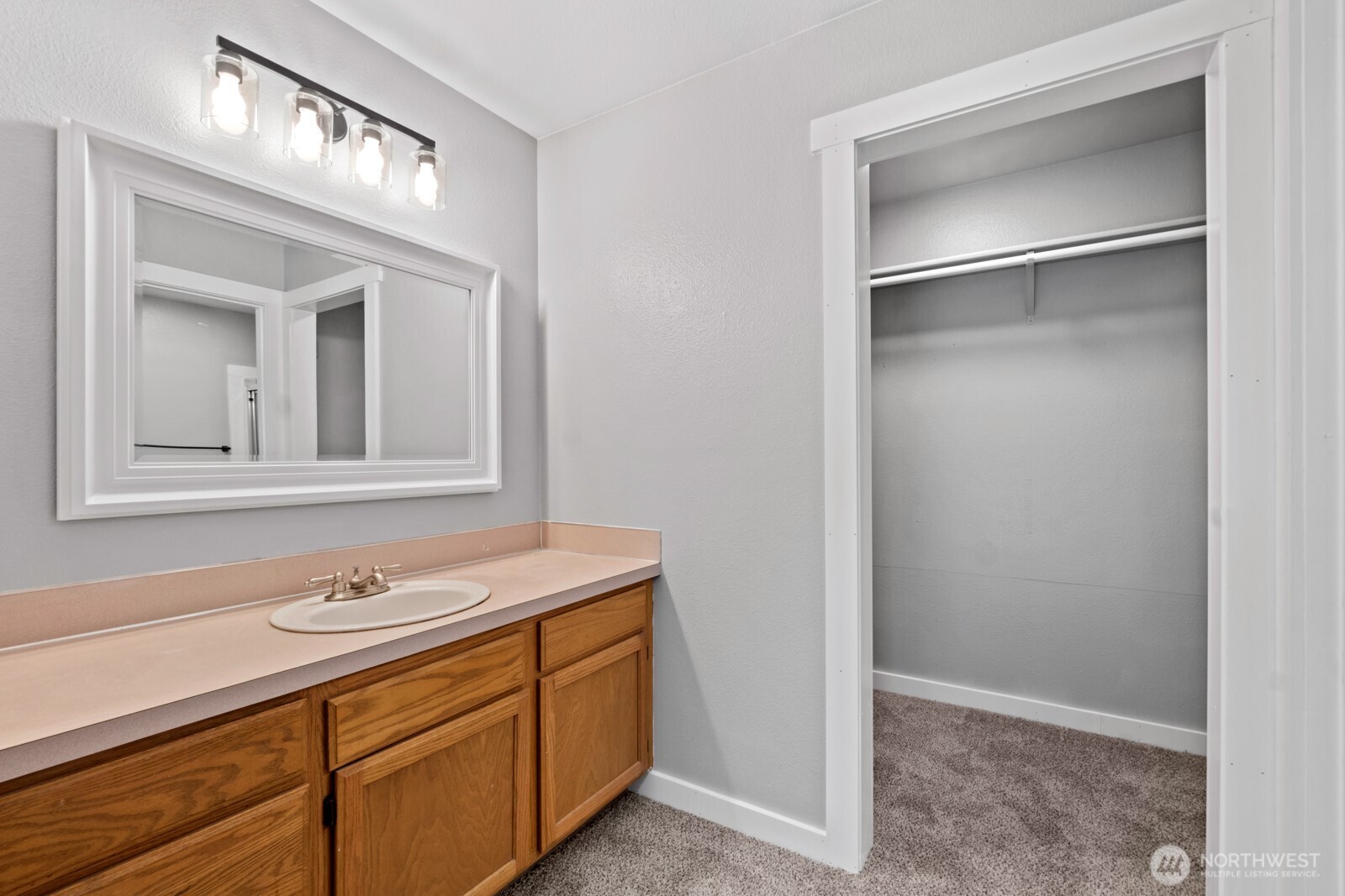 12101 Scott Creek Loop SW, Olympia, WA 98512