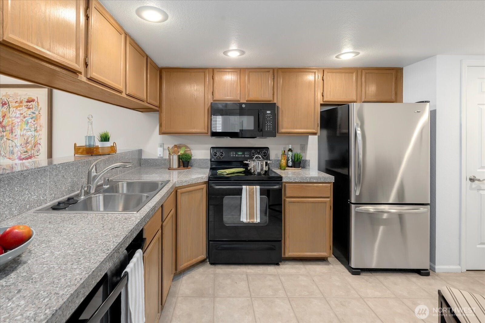 15907 NE 40th Way #32A, Redmond, WA 98052