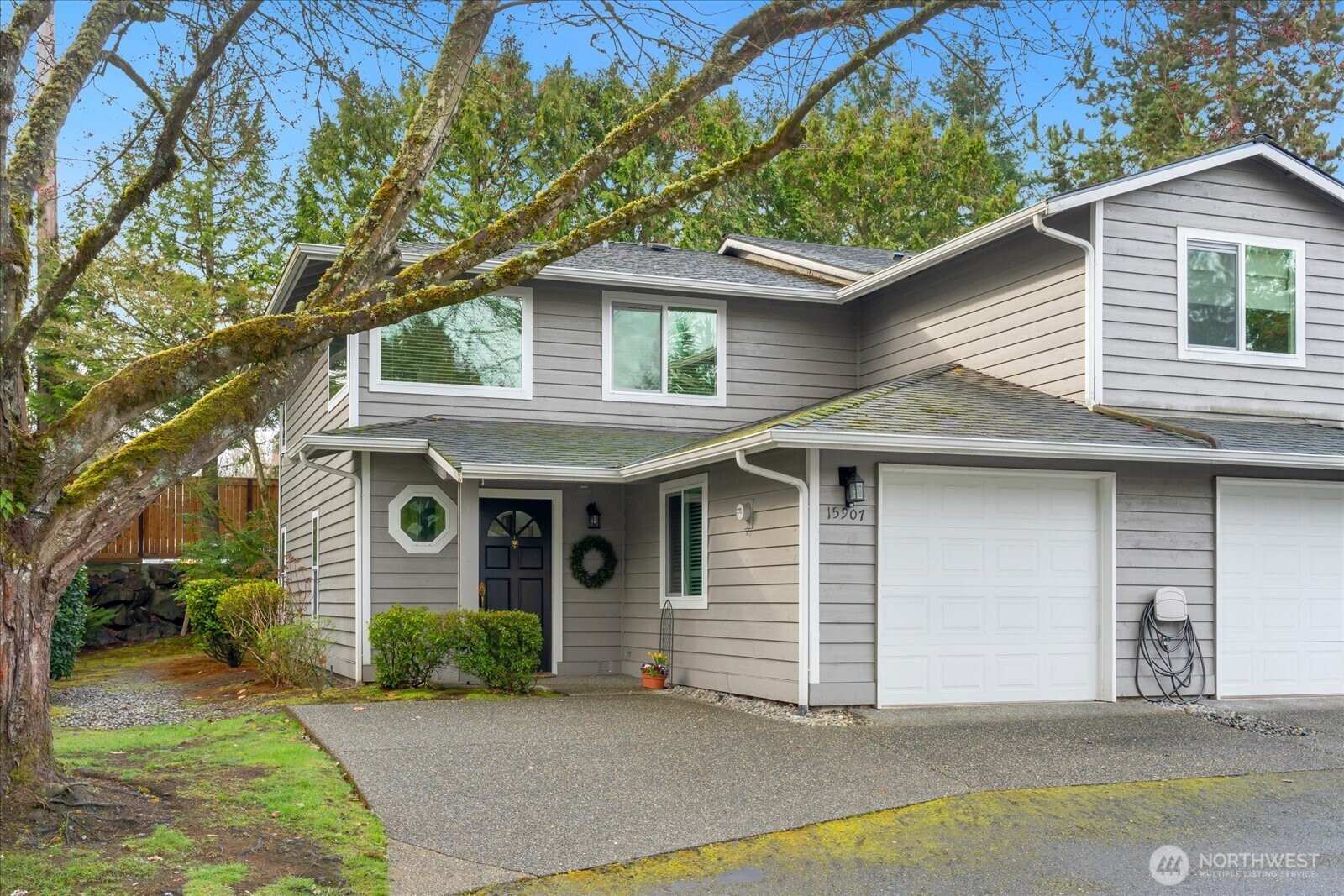 15907 NE 40th Way #32A, Redmond, WA 98052