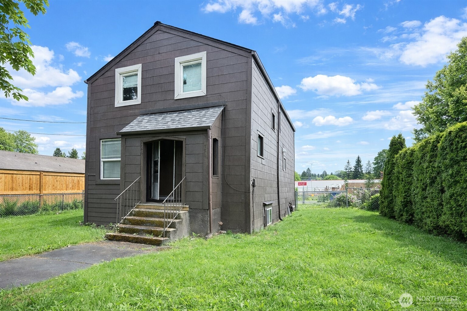 328 330 S Division Street , Auburn, WA 98001