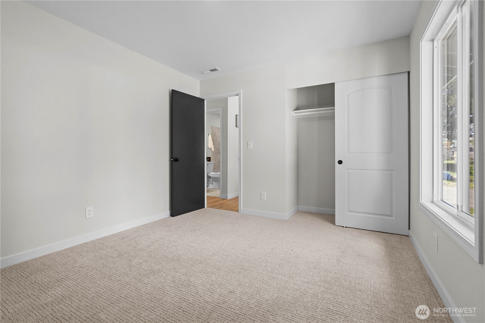 1956 E 65th Street , Tacoma, WA 98404