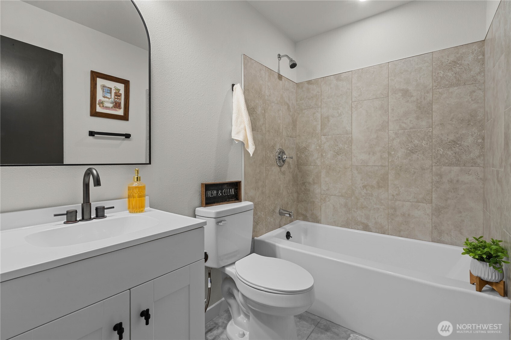 1956 E 65th Street , Tacoma, WA 98404