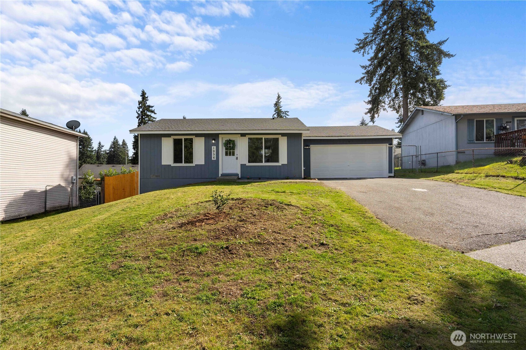 1956 E 65th Street , Tacoma, WA 98404