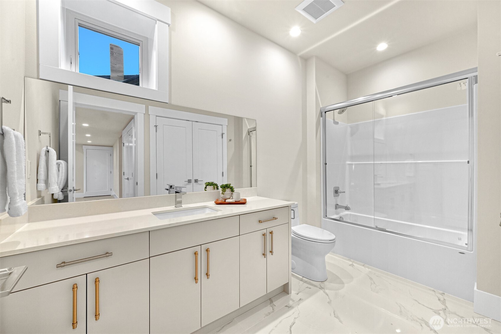 3713 Bristol Street , Bellingham, WA 98226